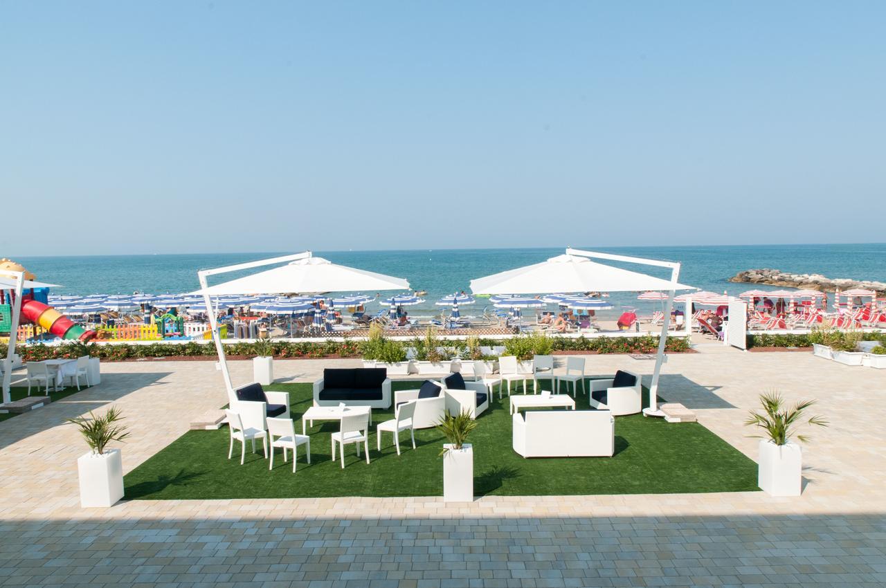 Lungomare Relax Residence Misano Adriatico Esterno foto