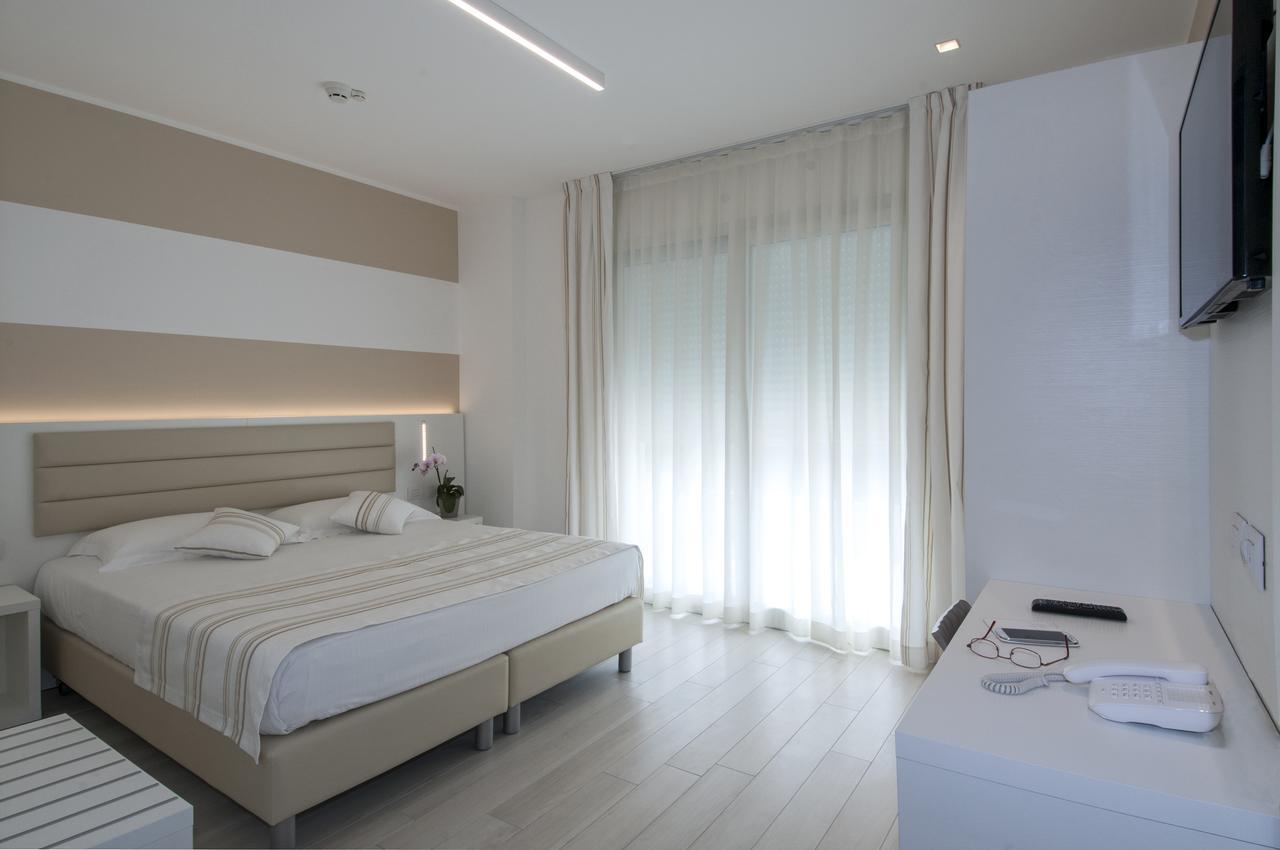 Lungomare Relax Residence Misano Adriatico Esterno foto