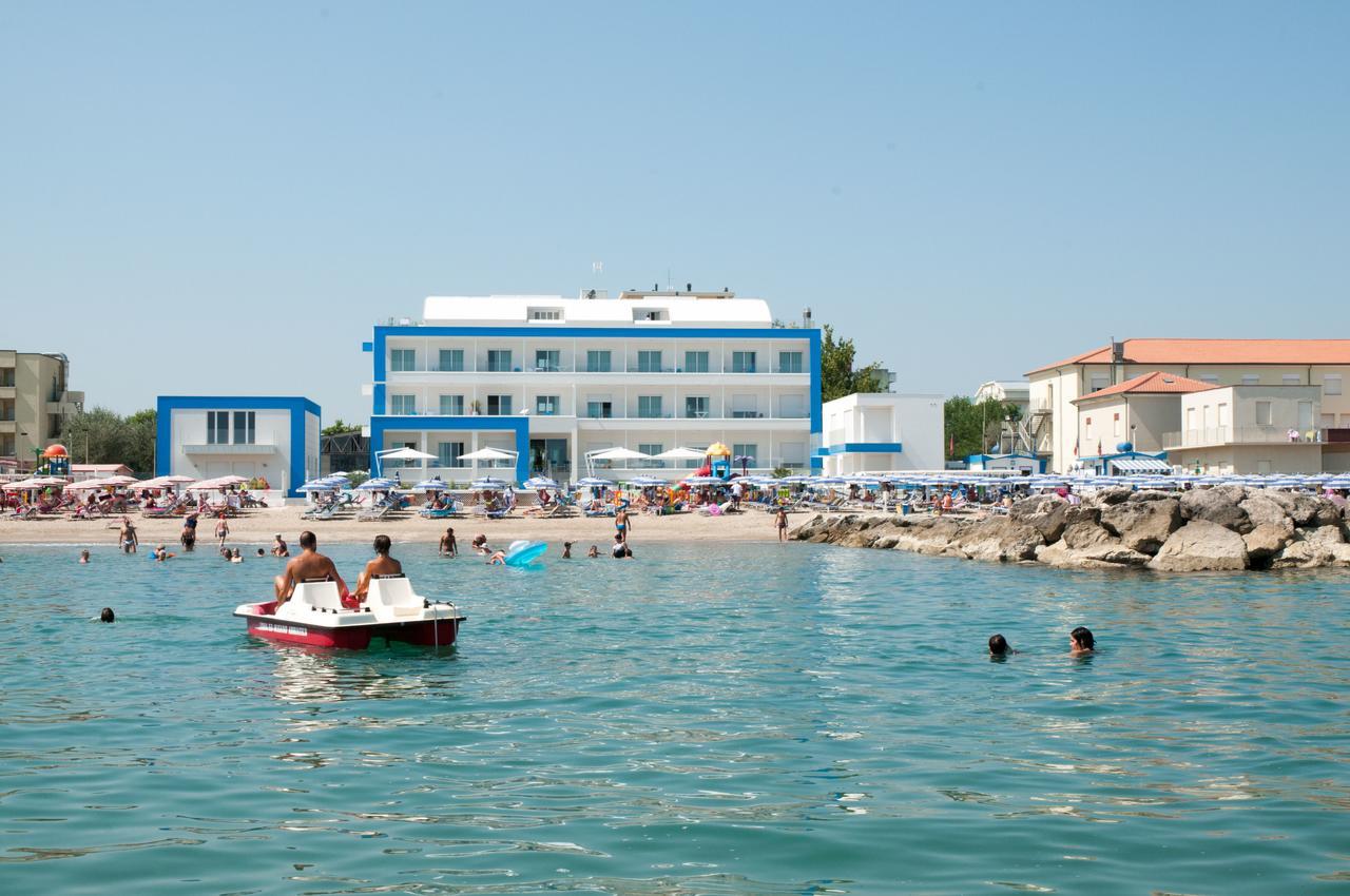Lungomare Relax Residence Misano Adriatico Esterno foto