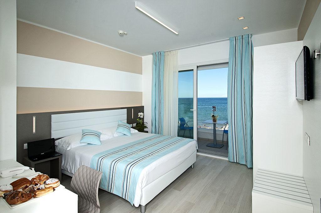 Lungomare Relax Residence Misano Adriatico Esterno foto