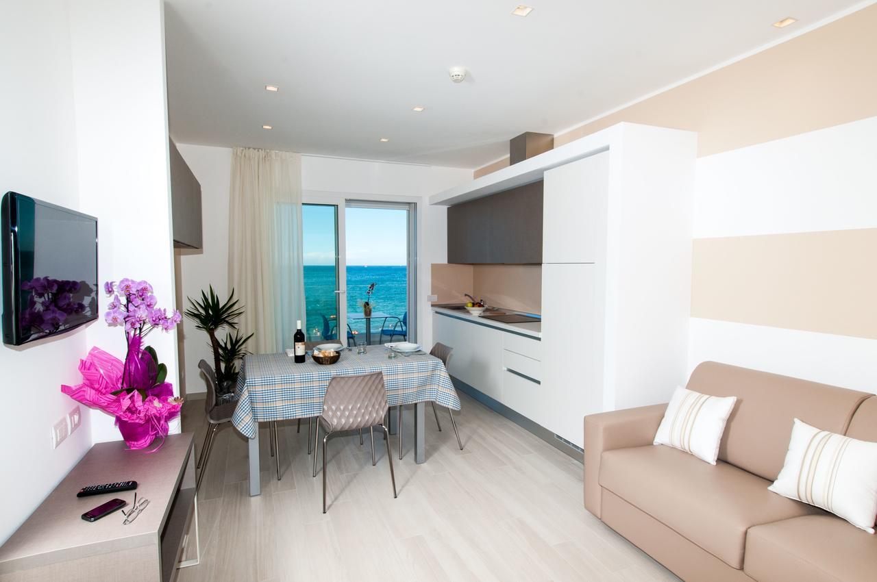 Lungomare Relax Residence Misano Adriatico Esterno foto
